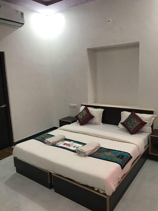 Tofu Hotel & Safari Jaisalmer Extérieur photo
